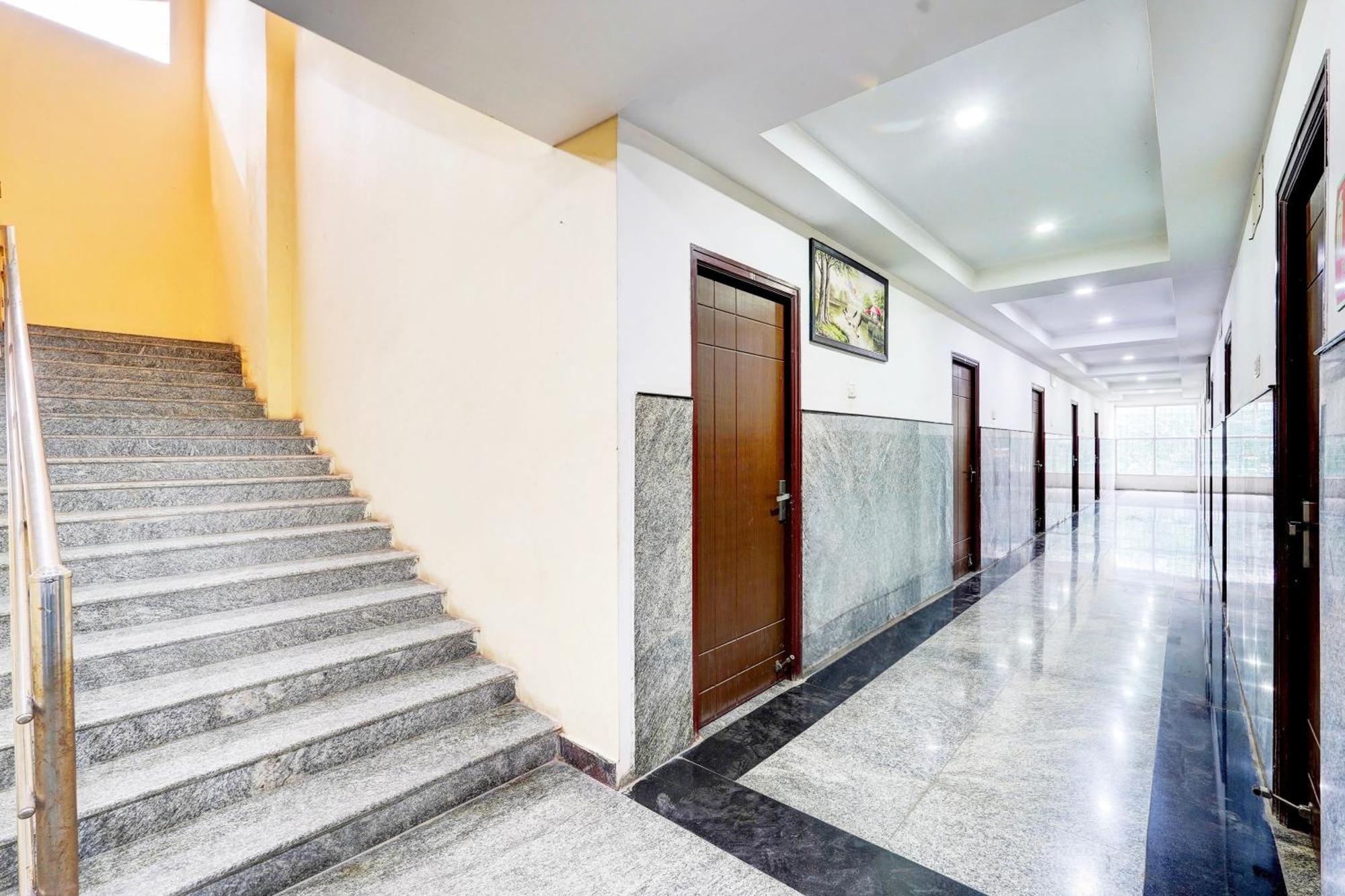 Hotel O Ambur Ngoại thất bức ảnh